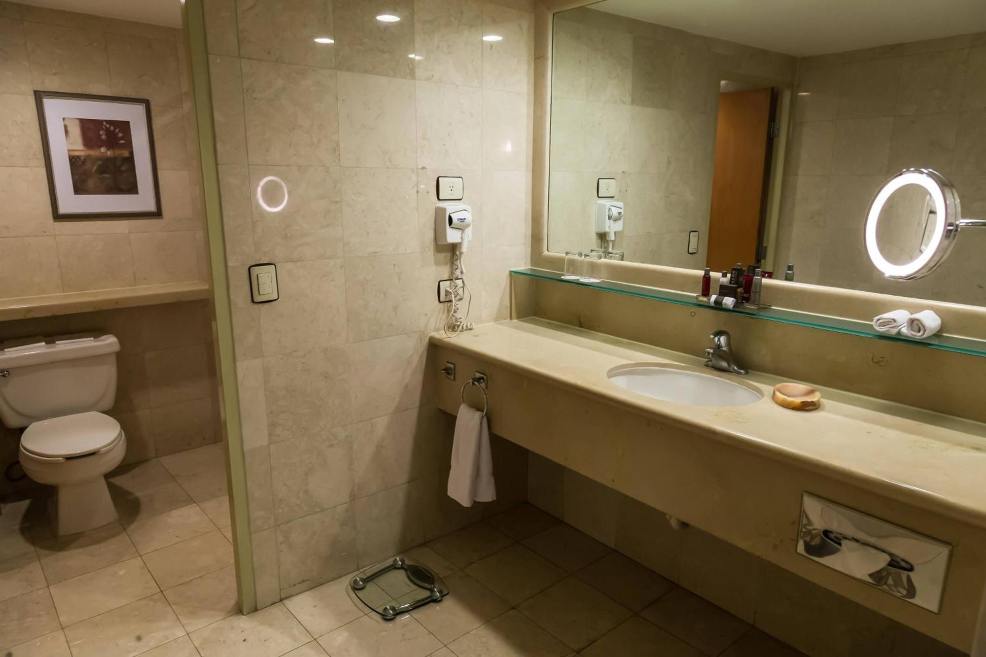 Marriott Tijuana Hotel Eksteriør billede